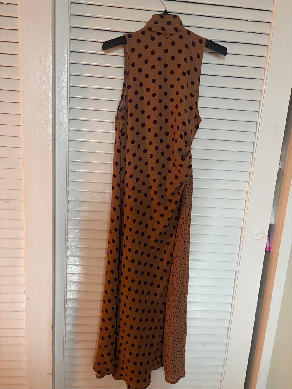 Zara Sleeveless Polka Dot Midi Dress in Brown